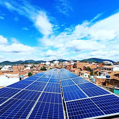 Visão
Figurar entre as 03 maiores empresas integradoras de energia solar da Bahia até 2025, através 