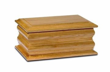 A Medium Oak ashes casket