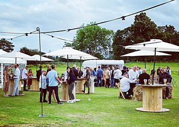 Horsebox bar at tipi wedding