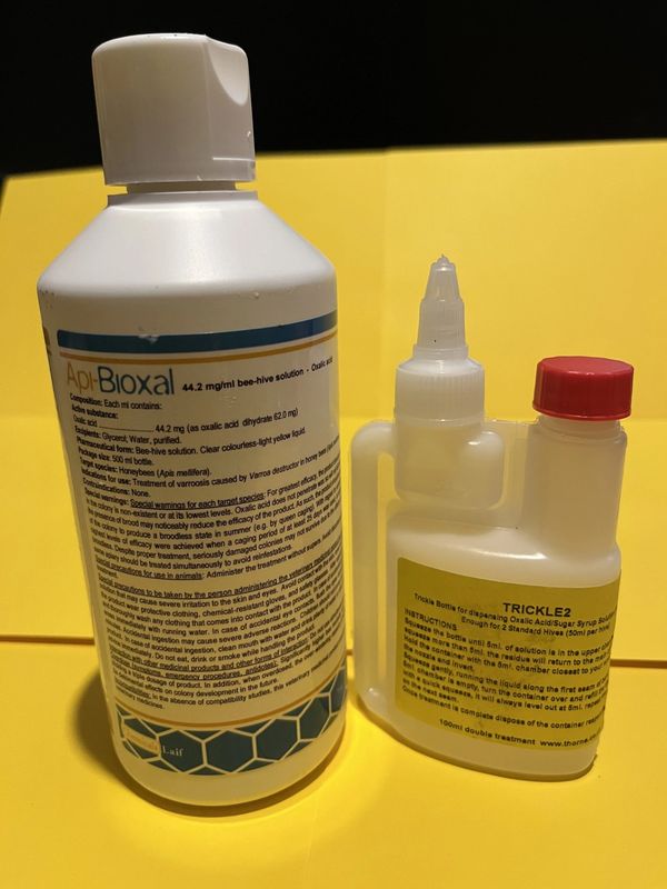 ready mixed apibioxal and trickle bottle