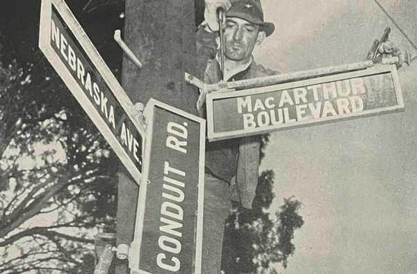 Changing of Conduit Road sign to MacArthur Blvd March 1942