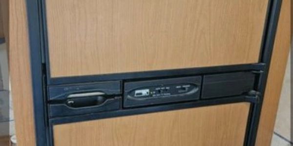 Refrigerator repair 
