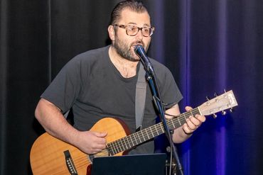 LaRosa Photography offers professional event, concert, and brand photography across Toronto / GTA