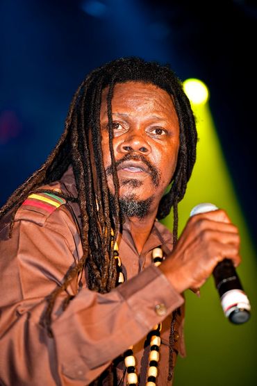 LaRosa Photography offers professional event, concert, and brand photography across Toronto / GTA