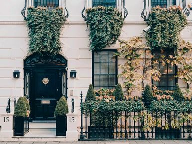 An elegant Georgian townhouse in Mayfair, London