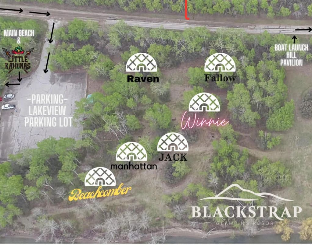 Map of Blackstrap Glamping Resort showing domes and key locations.