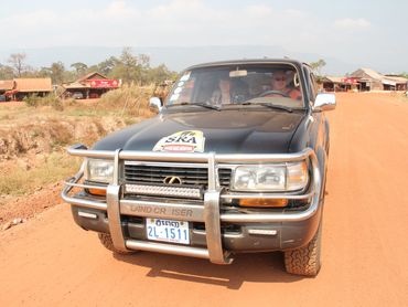 Excursion en voiture raid Cambodge au Laos et Thaïlande en 4 4 sur les pistes les routes de campagne