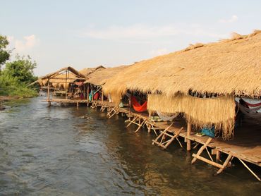 Excursion en voiture raid Cambodge au Laos et Thaïlande en 4 4 sur les pistes les routes de campagne