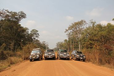 Raid 4x4 Asie du Sud Est expédition 4x4 toute l'asie voiture raid Laos Cambodge  Thaïlande Vietnam