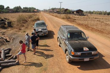 Raid 4x4 Asie du Sud Est expédition 4x4 toute l'asie voiture raid Laos Cambodge  Thaïlande Vietnam