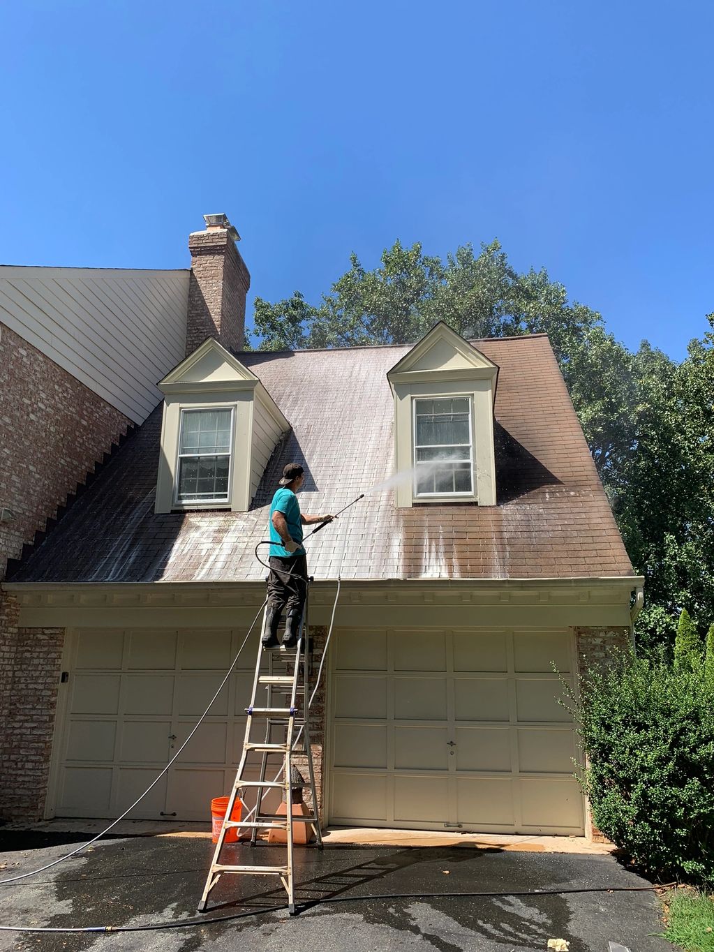roof washing in Potomac MD