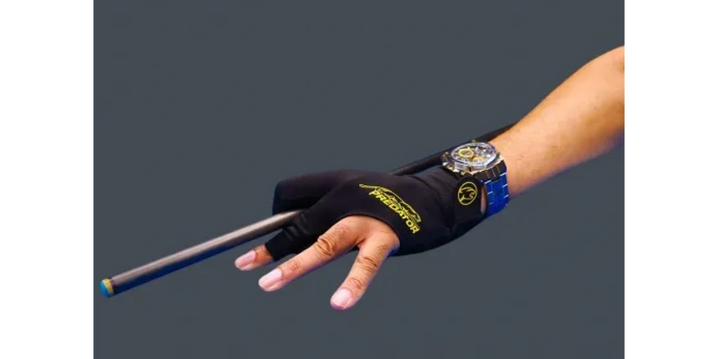 The Predator Second Skin Glove is the very best. High Quality, great fit, and stylish. The only glov