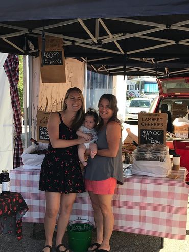 My mom, myself and my first baby- Hadley! My mom is truly the backbone of the farm and convinced my 