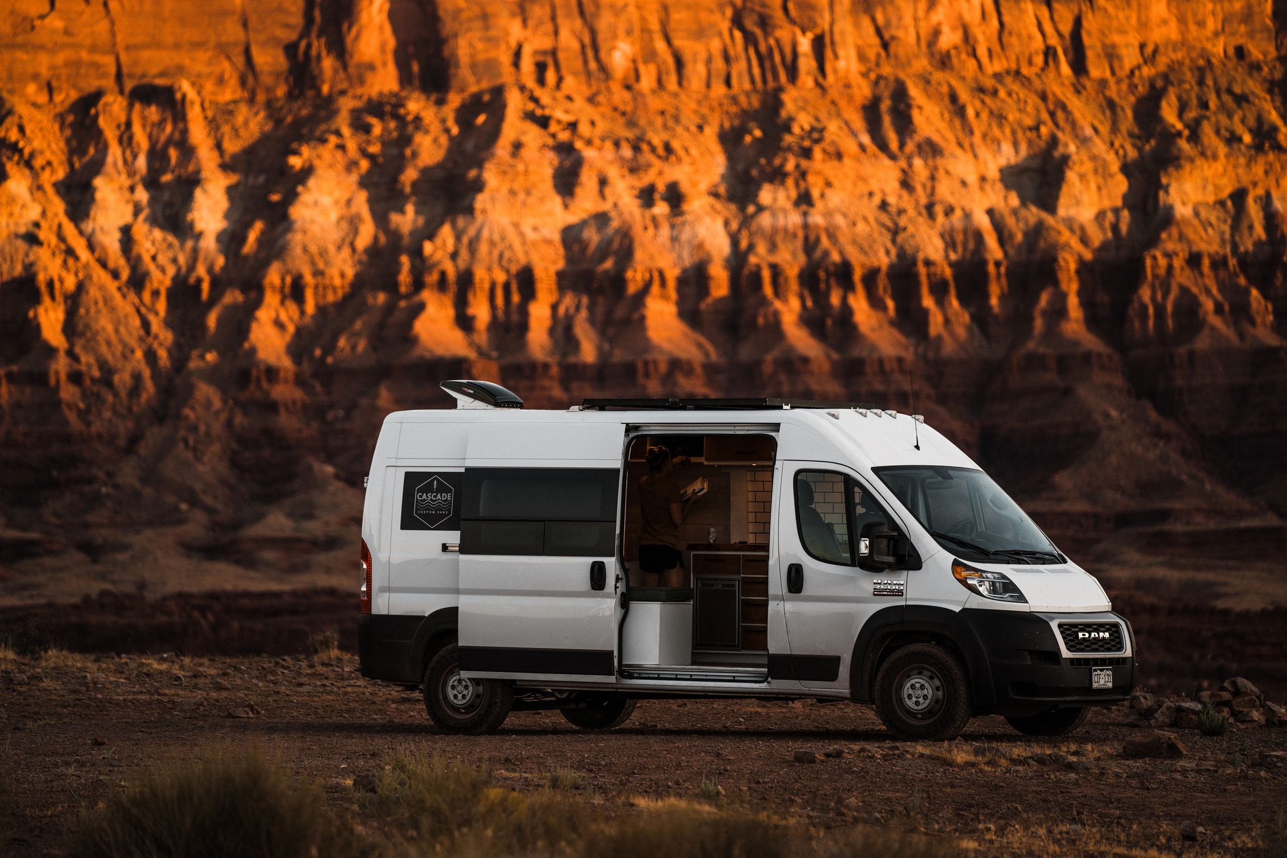 Cascade Custom Vans - Custom Van Builder, Van Conversions