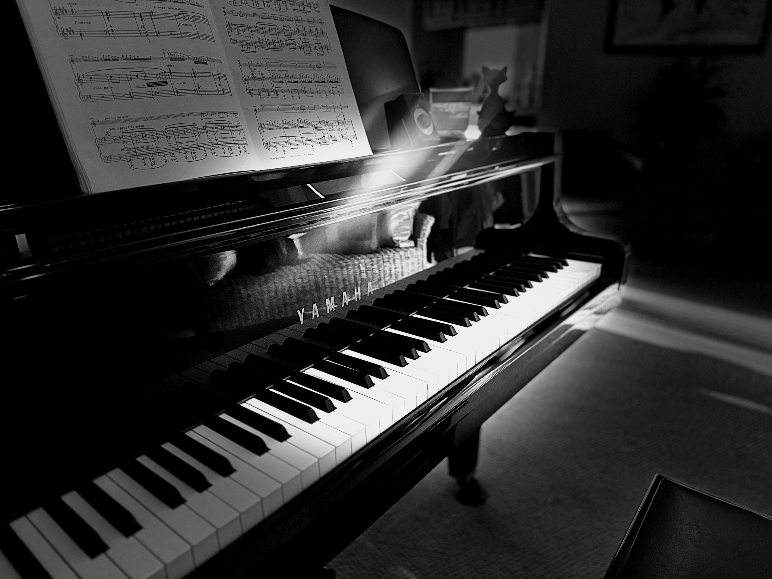 Recording studio interior for Justin Gray Music Studio