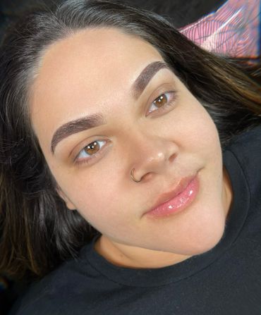 Powder brows