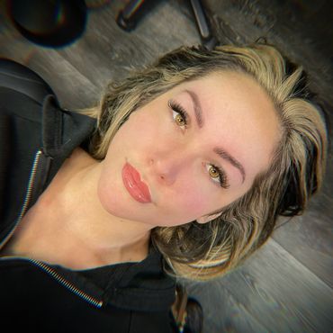 Microblading with shading on eyebrows.
Fresh lip blush tattoo.