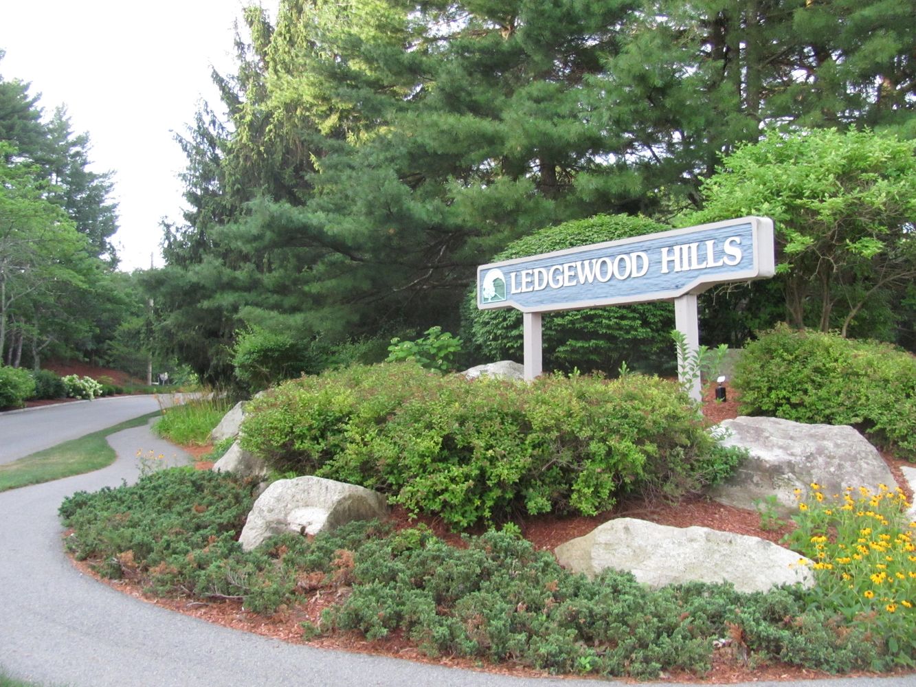 Ledgewood Hills Condominium Association Nashua, NH