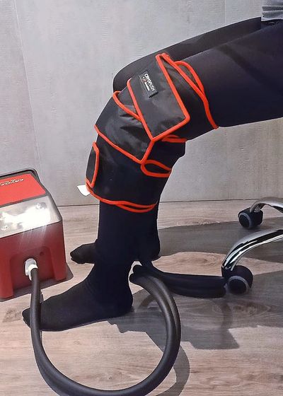Terapia de frío y compresión para lesiones deportivas y para acelerar la recuperación.