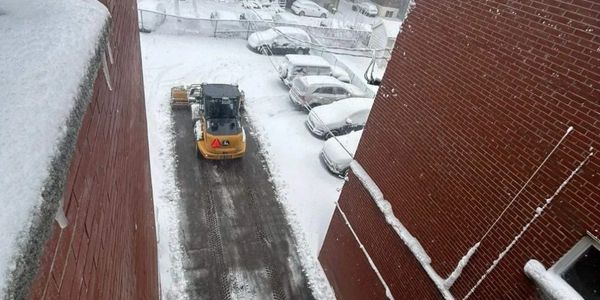 Déneigement résidentiel à Montréal-Nord – stationnement nettoyé par D-NordEst Inc.
