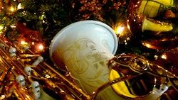 Backgrounds - Wallpaper - Screensavers - for HD 19:9 Computer Displays - White Christmas Saxophone under the Christmas Tree