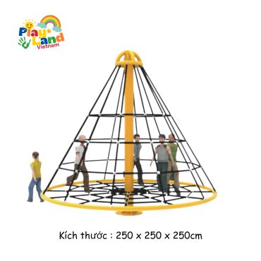 Playground climbing net with children playing, dimensions 250x250x250 cm.