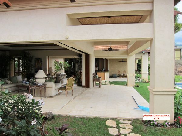 Polished Venetian plaster feature wall in a Wailea custom home