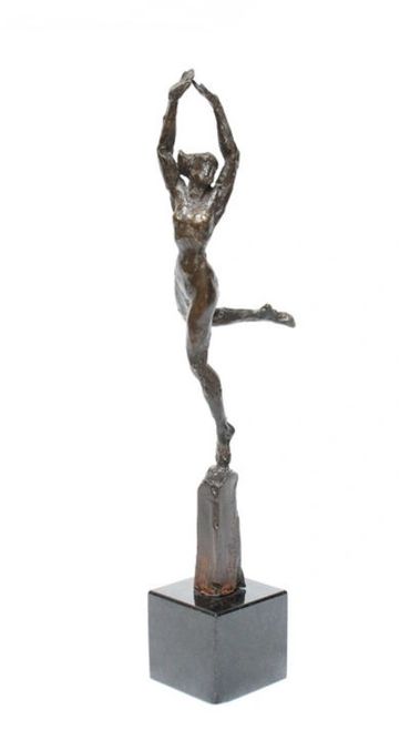 Arabesque
$1,500.
Bronze
Height 5 inches