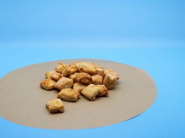Cracker 
