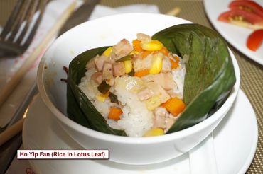 Meals in Vietnam Photos - Ho Yip Fan (Rice in Lotus Leaf)