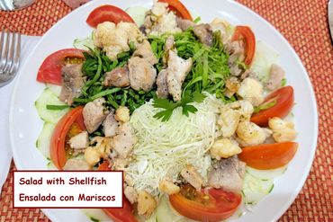 Cuban Food Photos - Salad with Shellfish
