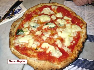 Italy Food Photos - Pizza - Naples