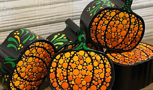 mandala pumpkin decor, Halloween, Thanksgiving, dot art, Thousand Oaks, painting classes