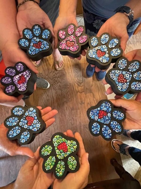Mandala Group and Private Painting Classes, Thousand Oaks, CA ~ Dog Paw Print Stone