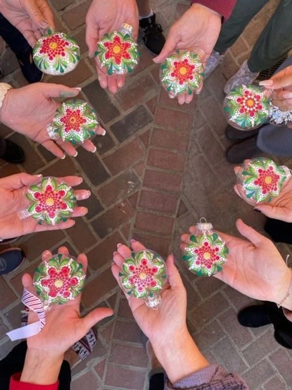 Mandala Group and Private Painting Classes, Thousand Oaks, California ~ Christmas Ornaments 