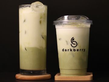 darkberry Matcha Latte