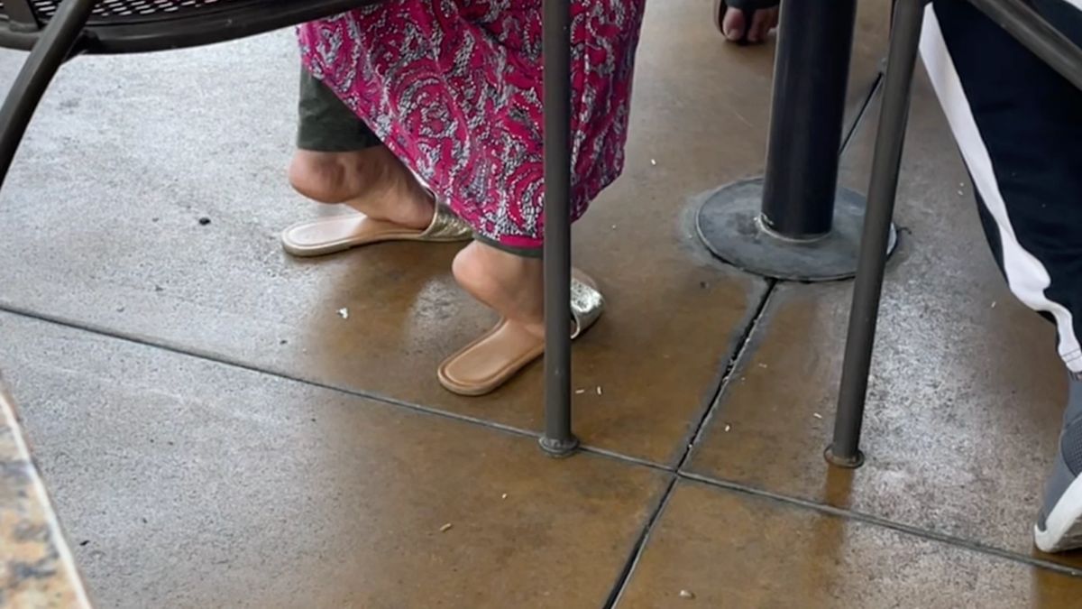 The Unexpected Reasons Indians Wear Sandals - 1tc08bn