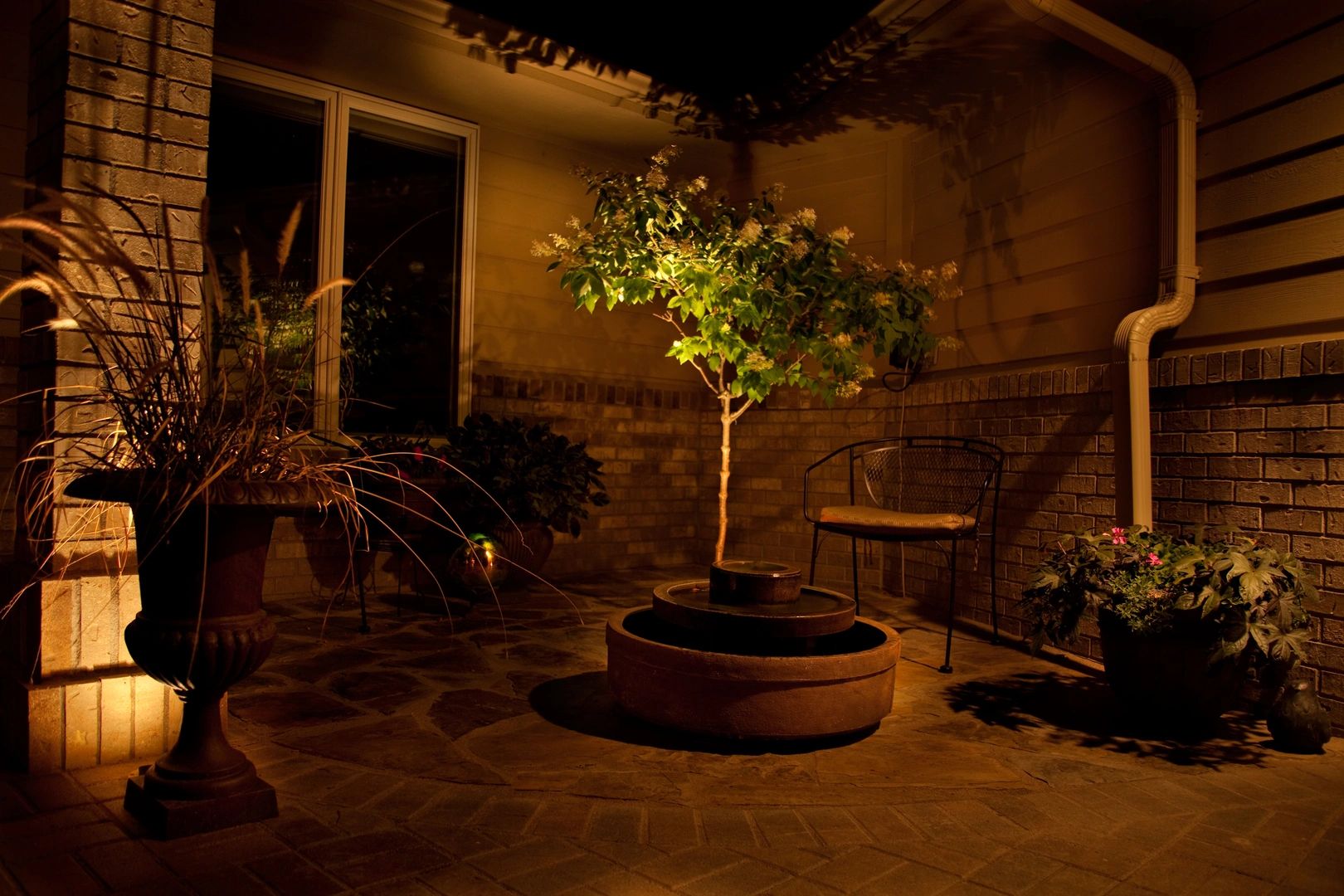 Sioux Falls Landscape Lighting Gallery | Moonlighting By ...