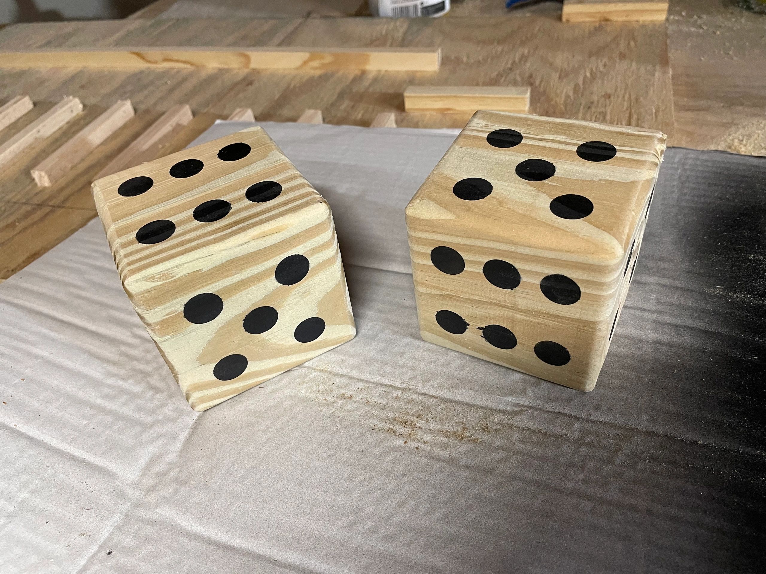Yard Dice
Great for outdoor entertainment with the family
$20 for a set of 2
$40 for a set of 5
(Plu