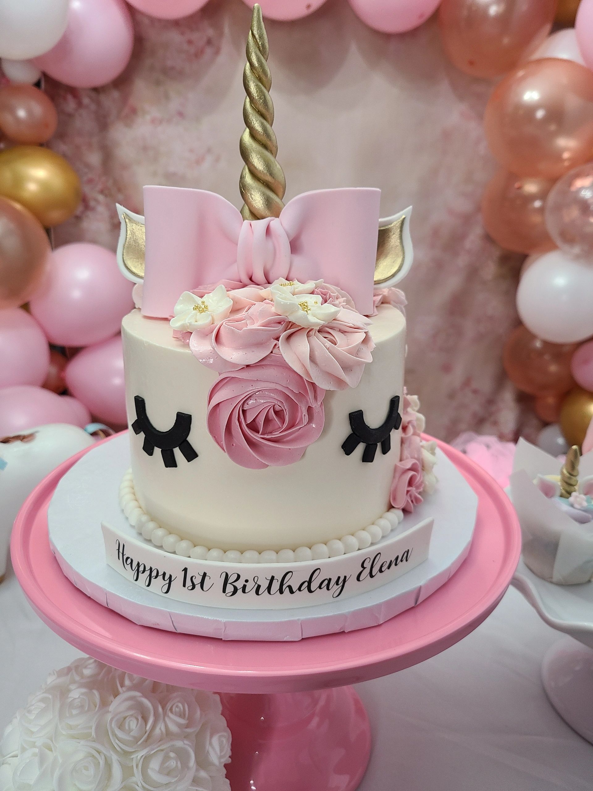 Cambridge, Kitchener, Waterloo, Guelph Custom Cakes & Cupcakes