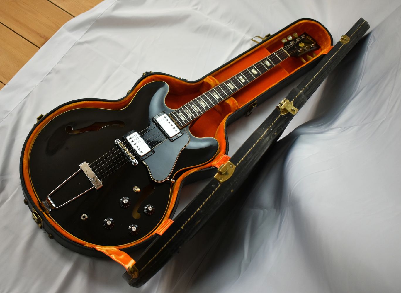 1968 Gibson ES-335 Factory Black 