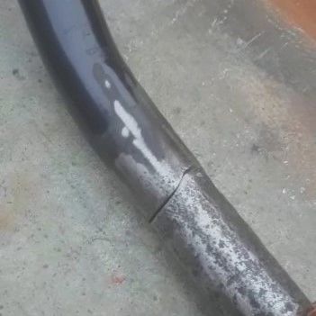 A picture of the snapped bar before the weld.