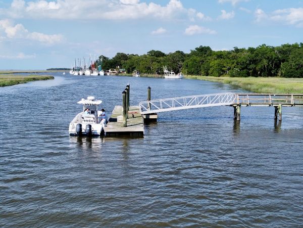  Close to Morgan, Harbor Island & Fripp Island by boat. large true Deep-Water lot on Village Creek 