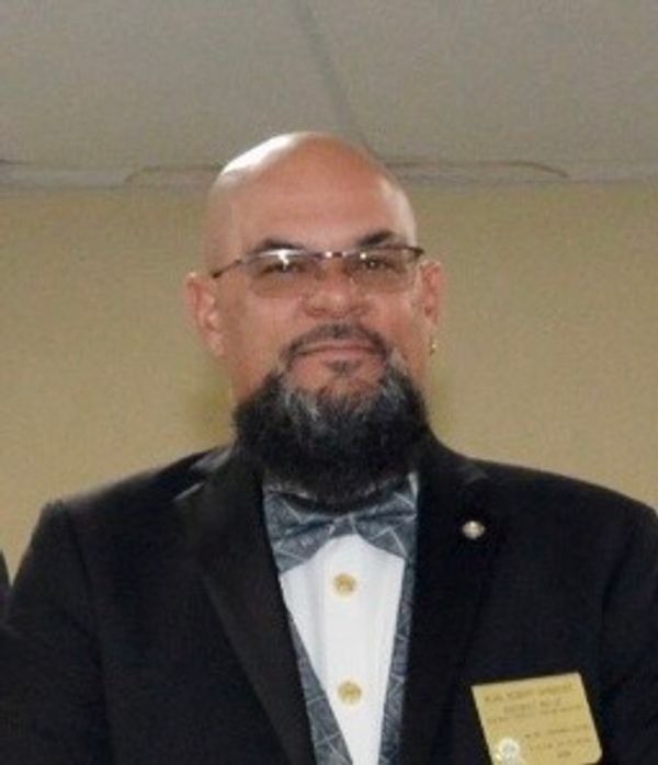 R:.W:. Robert Gonzalez, PDDGM, PM 2020 & 2021