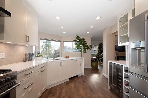 kitchen cabinetry designer decorator Sue Womersley White Rock South Surrey Decorata