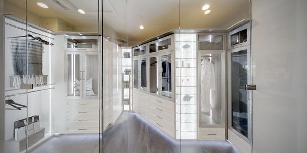 Toll Brothers – Hillcrest at Porter Ranch – Beacon Collection – The Moreno Spanish - Hi-gloss - Clos