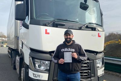 picture of student passing his hgv class 1 