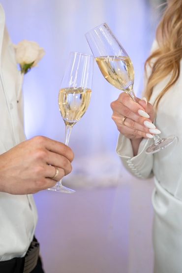 Champagne flutes at the Wedding, Champagne tower