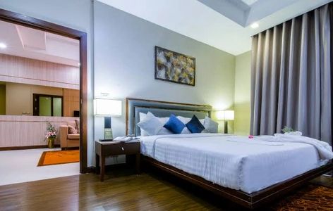 Grand Asoke Residence, One bedroom suite, Pet friendly Bangkok