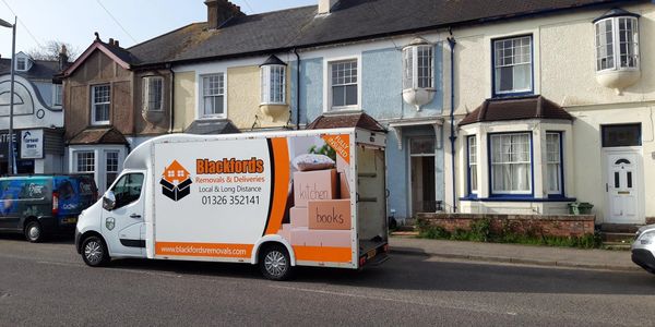Blackfords, helping you move house